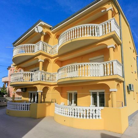 נובי ווינודולסקי Apartments Kulas מראה חיצוני תמונה