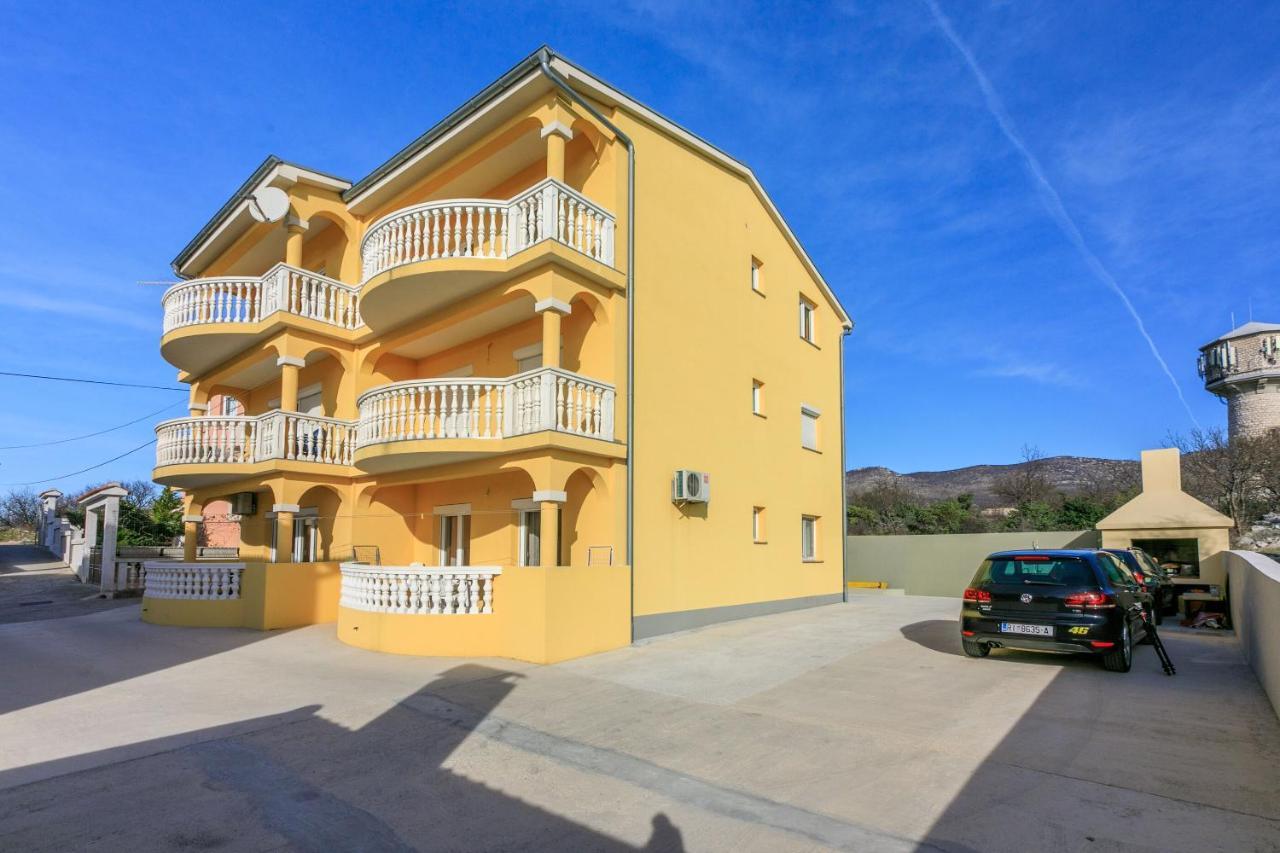 נובי ווינודולסקי Apartments Kulas מראה חיצוני תמונה