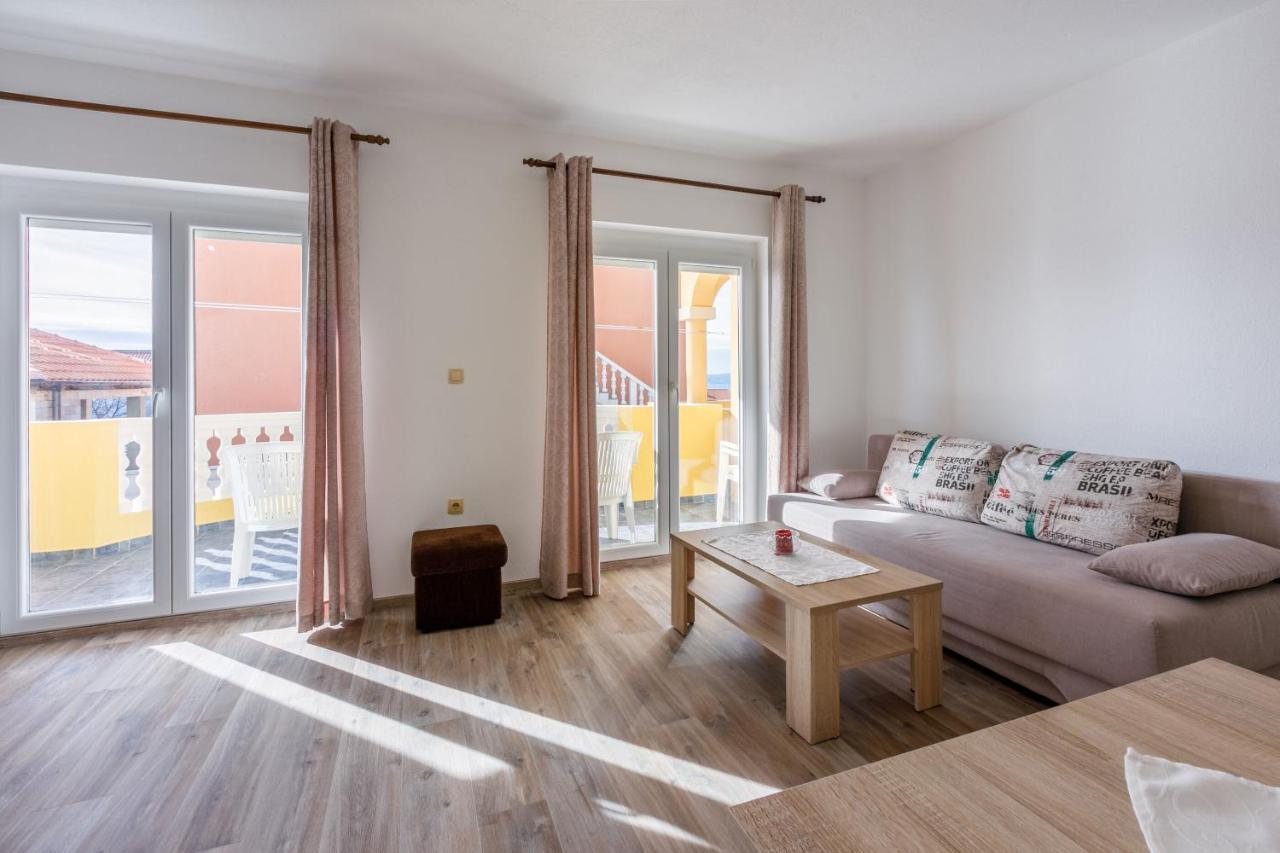 נובי ווינודולסקי Apartments Kulas מראה חיצוני תמונה