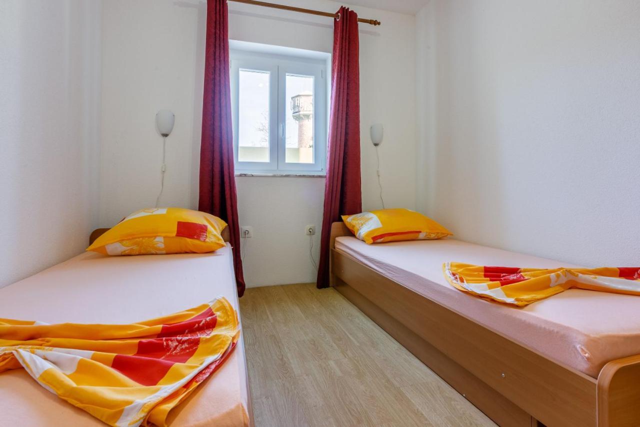 נובי ווינודולסקי Apartments Kulas מראה חיצוני תמונה