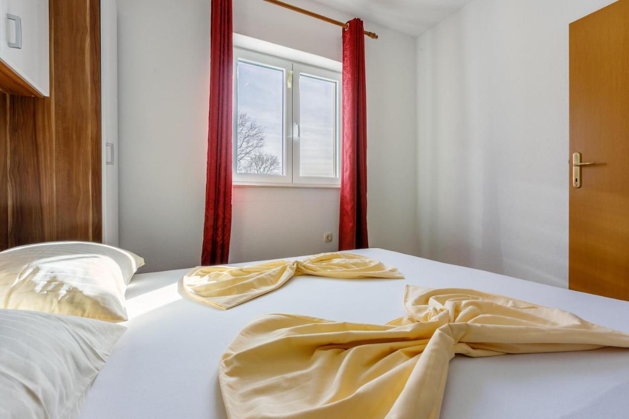 נובי ווינודולסקי Apartments Kulas מראה חיצוני תמונה
